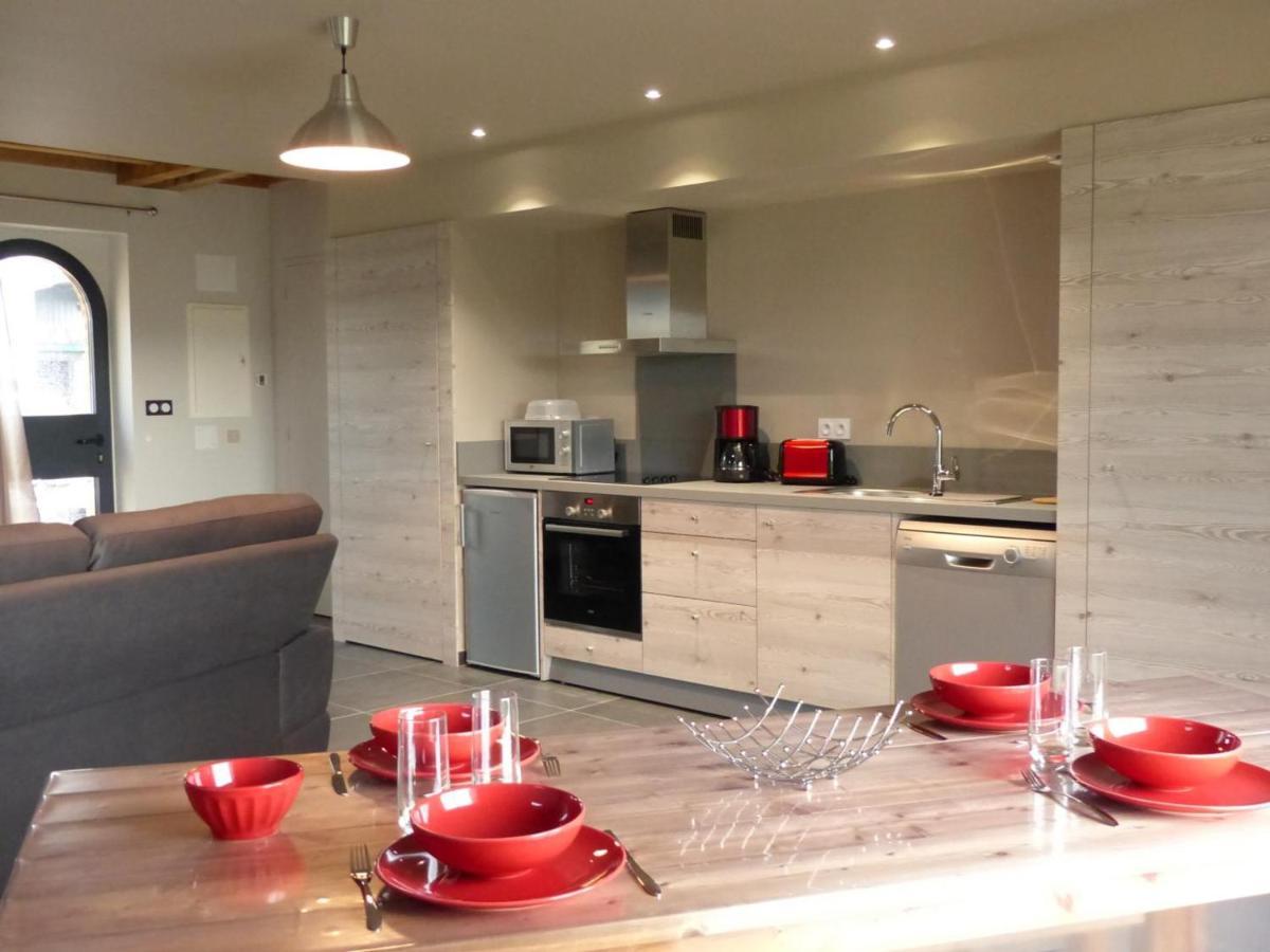 Gite Renove Avec Terrasse, Poele A Bois Et Wifi A Chapeau - Fr-1-489-79 Exteriér fotografie